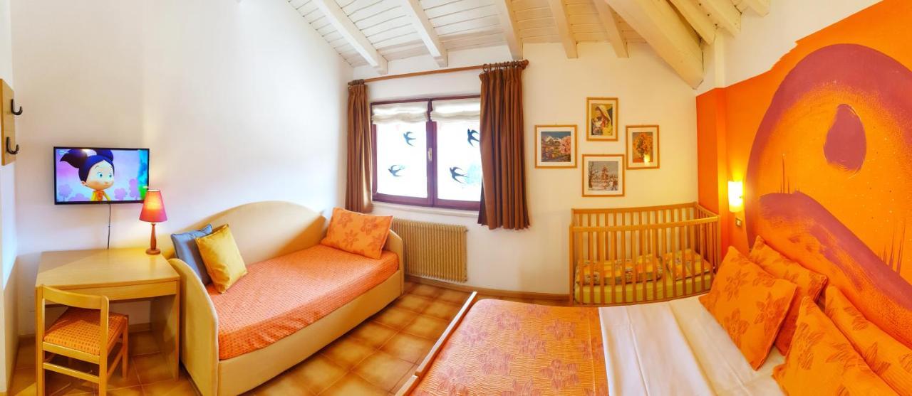 Family Hotel Primavera Levico Terme Exterior photo